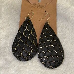 Black and Gold Teardrop Earrings